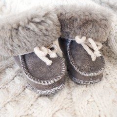 Sheepskin baby booties - grey