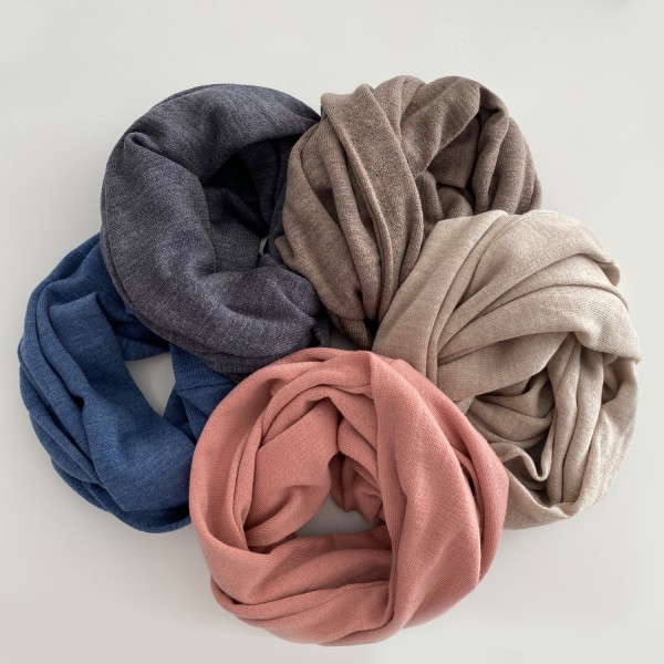 Merino infinity scarf - taupe