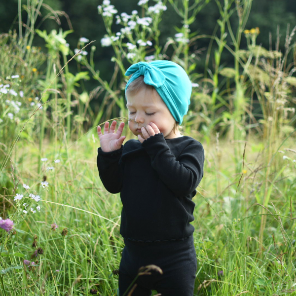 Beżowy turban niemowlęcy
