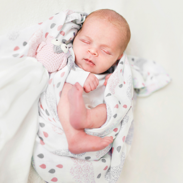 Bamboo muslin swaddle Paradise feathers