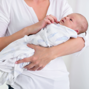 Bamboo muslin swaddle Paradise feathers
