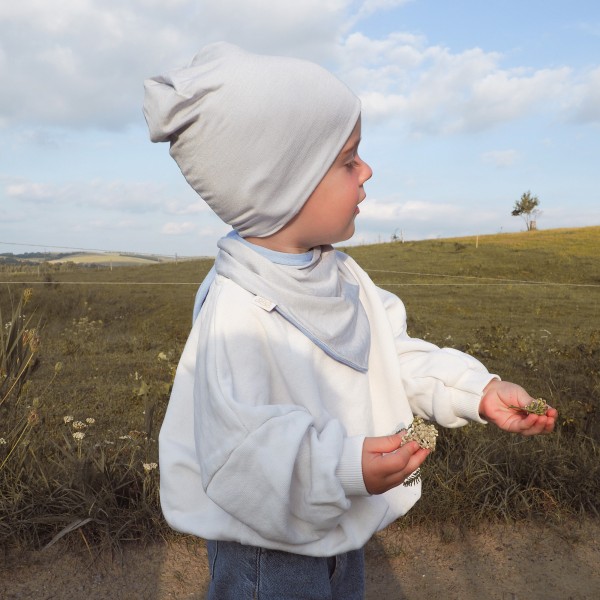Bamboo reversible beanie - taupe-sage