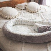 Kokon bambusowy Luxe Niebiańskie piórka Grey