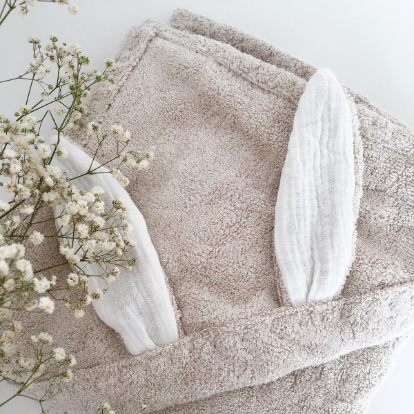 Bamboo baby towel - Paradise feathers - cream