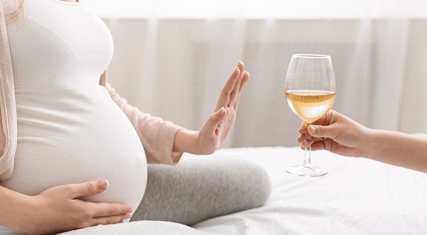 Jesteś w ciąży? Oto lista 10 rzeczy, których nie wolno robić w ciąży