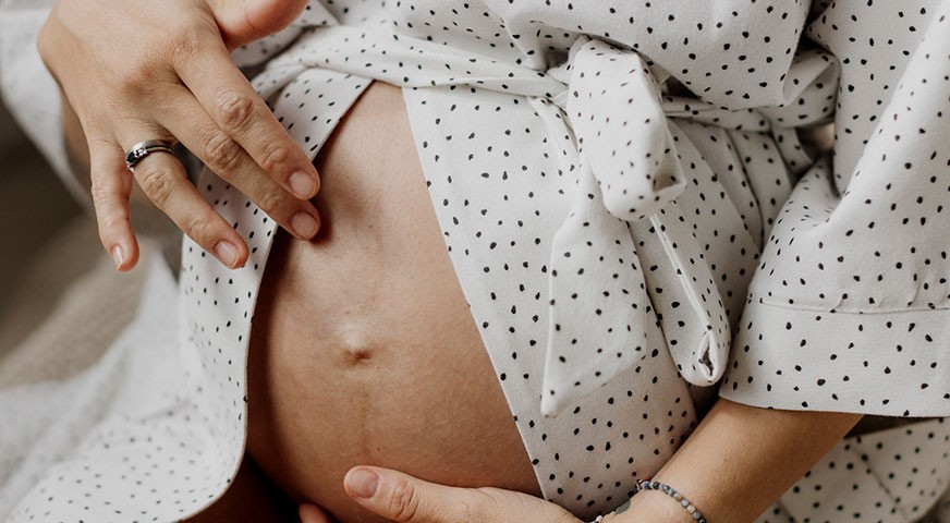 Kształt brzucha w ciąży – o czym świadczy?