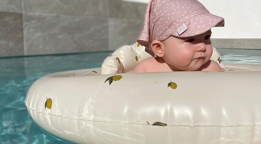 Na basen z niemowlakiem – jak się przygotować?
